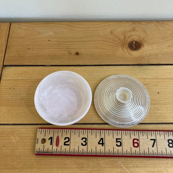 Fosta Celluloid Powder Box with Lid Pale Pink Vintage Trinket Bowl Dish - Picture 4 of 6